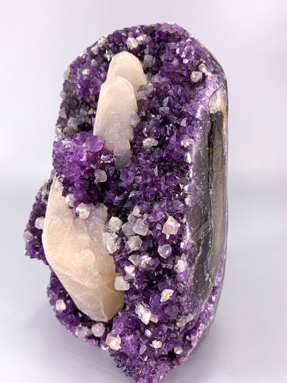 Amethyst natural cluster cut base with calcite and Hematite