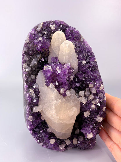 Amethyst natural cluster cut base with calcite and Hematite