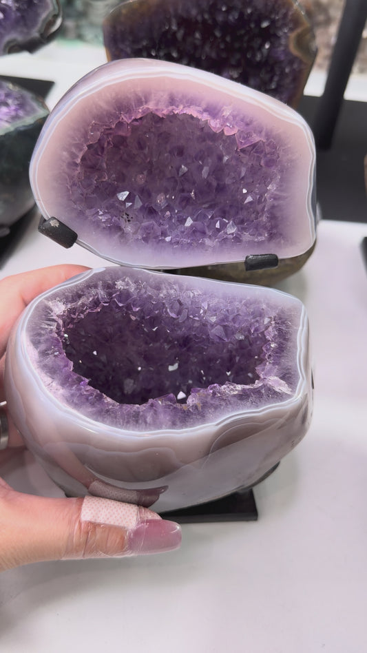 Amethyst agate geode jewellery box from uruguay